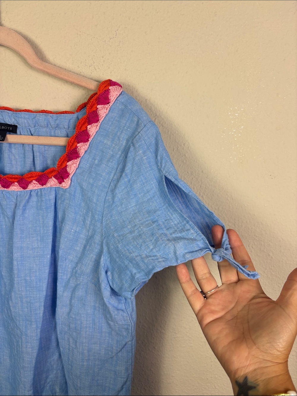Talbots Linen Cotton Blend Blue Crochet Knit Colllar Tie Sleeve Top Sz Large - Picture 7 of 11
